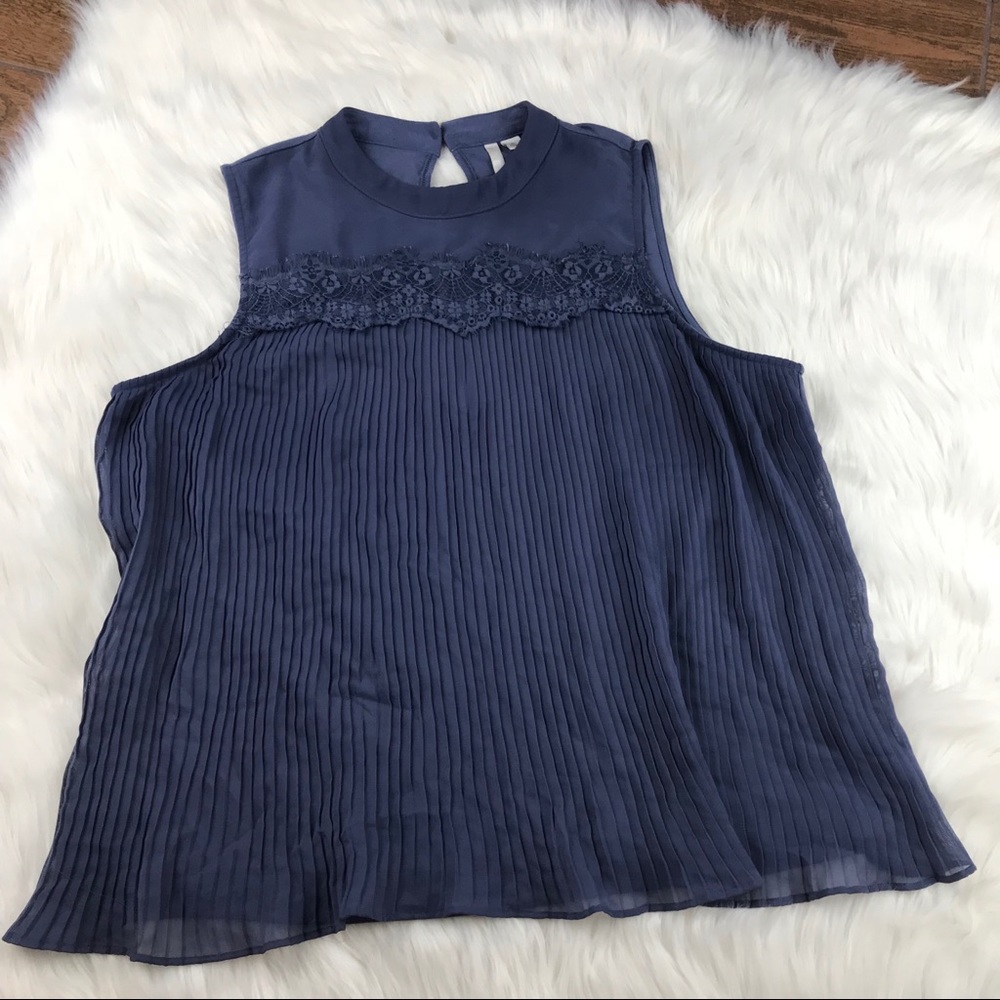 XL Lauren Conrad blouse blue lace short sleeve